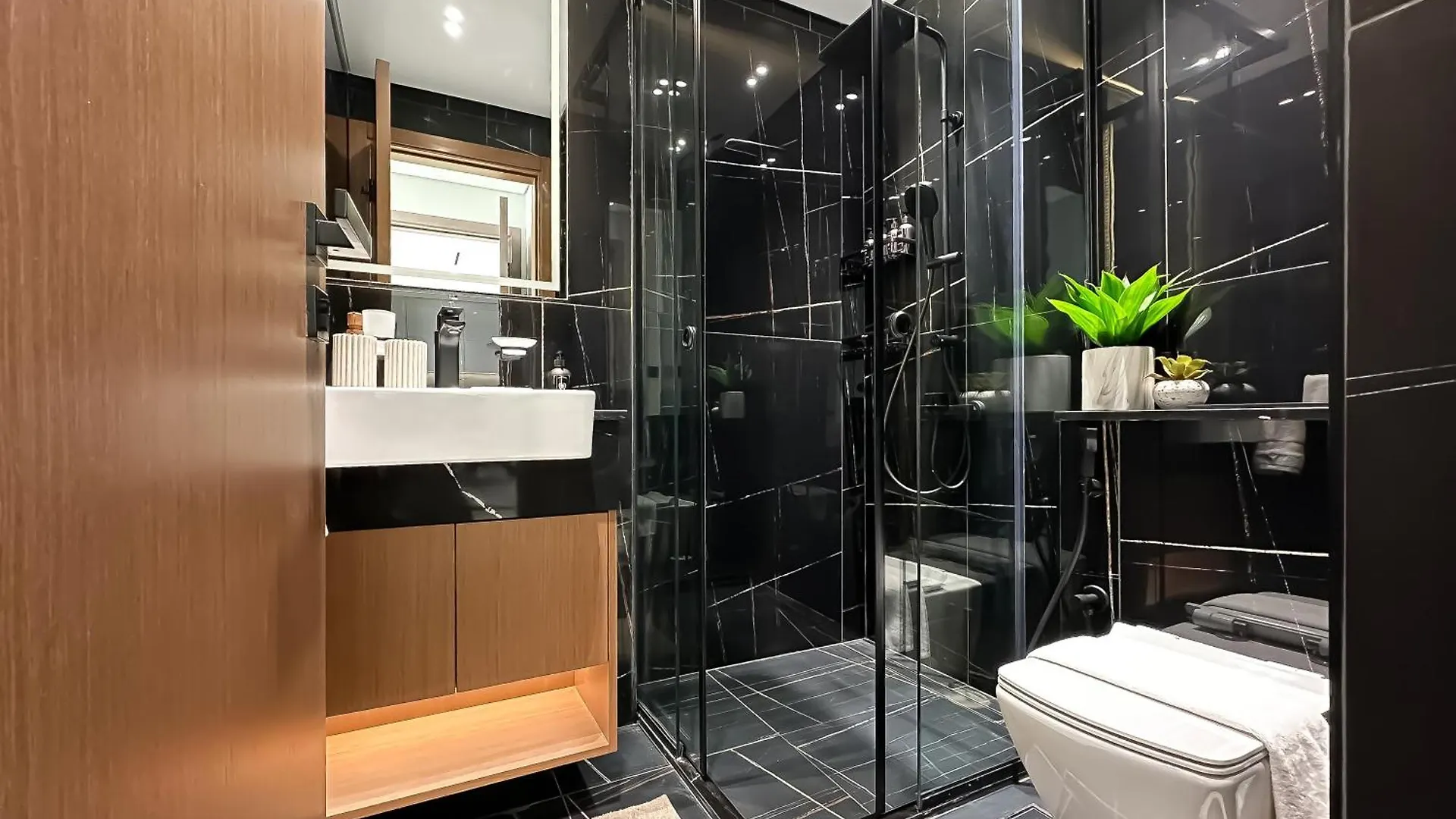 Apartment Trophy Luxury Stellar Sky Suites In Jvc With Great Views Dubai