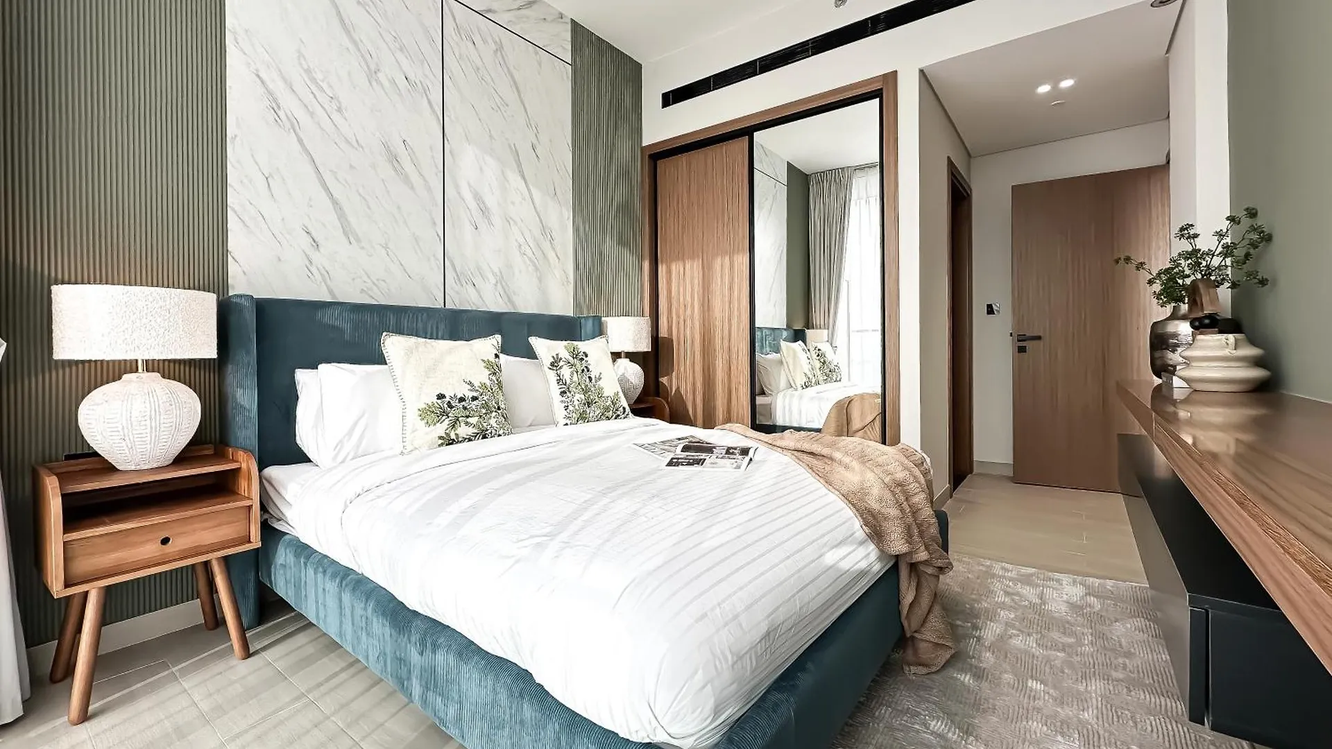 Trophy Luxury Stellar Sky Suites In Jvc With Great Views Dubai 0*,  United Arab Emirates