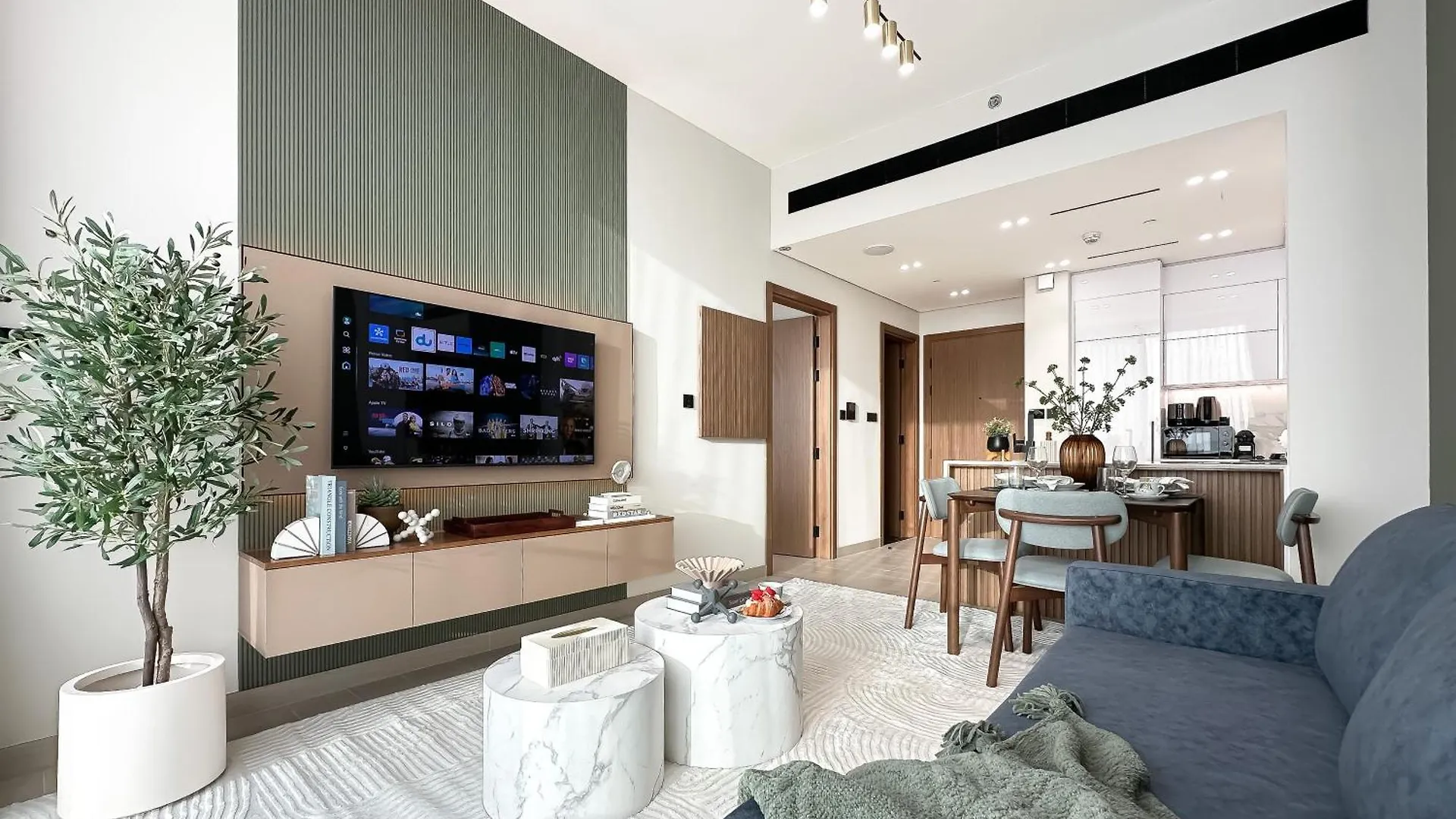 Trophy Luxury Stellar Sky Suites In Jvc With Great Views Dubai 0*,